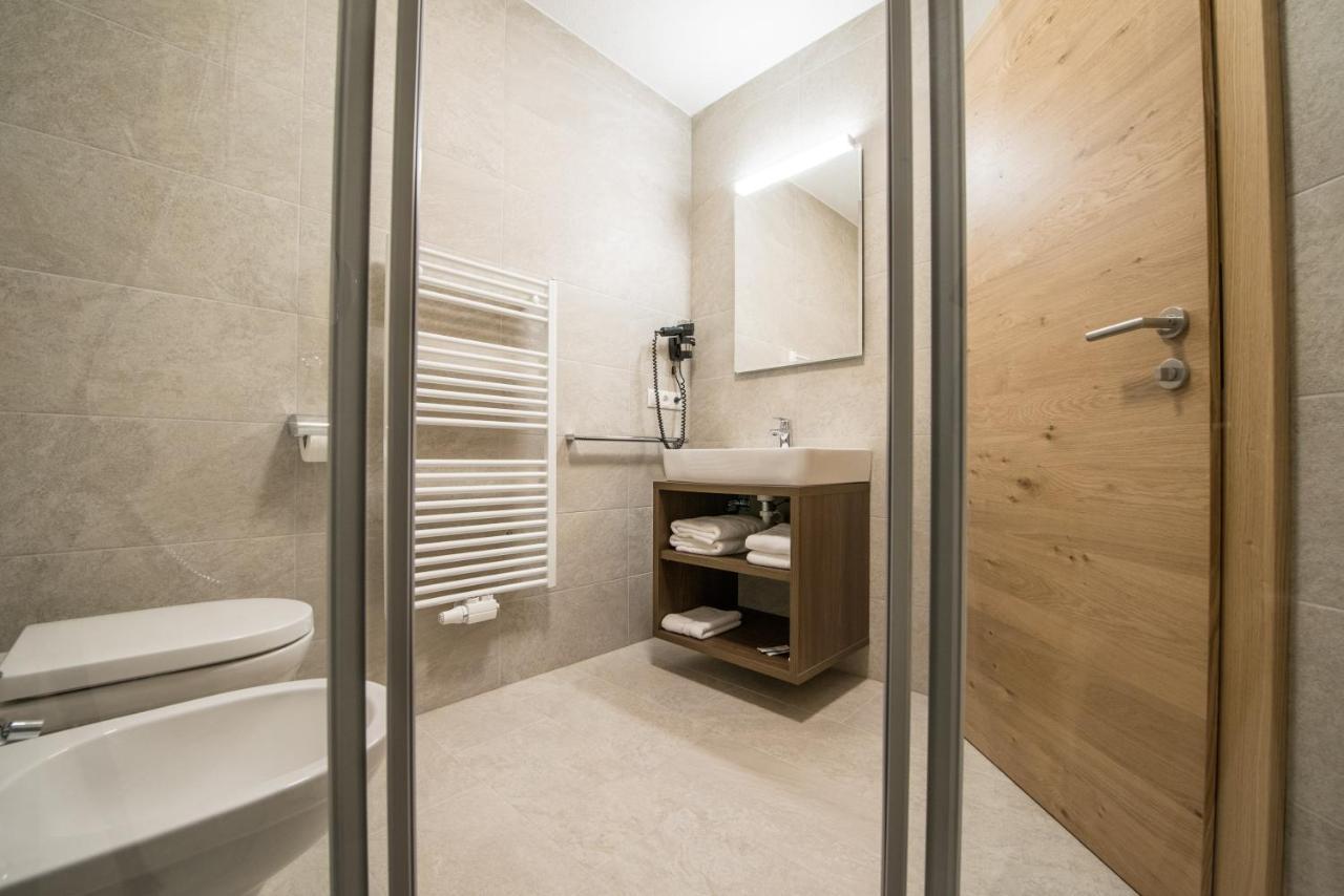 Hotel Bacher Riva di Tures Eksteriør bilde