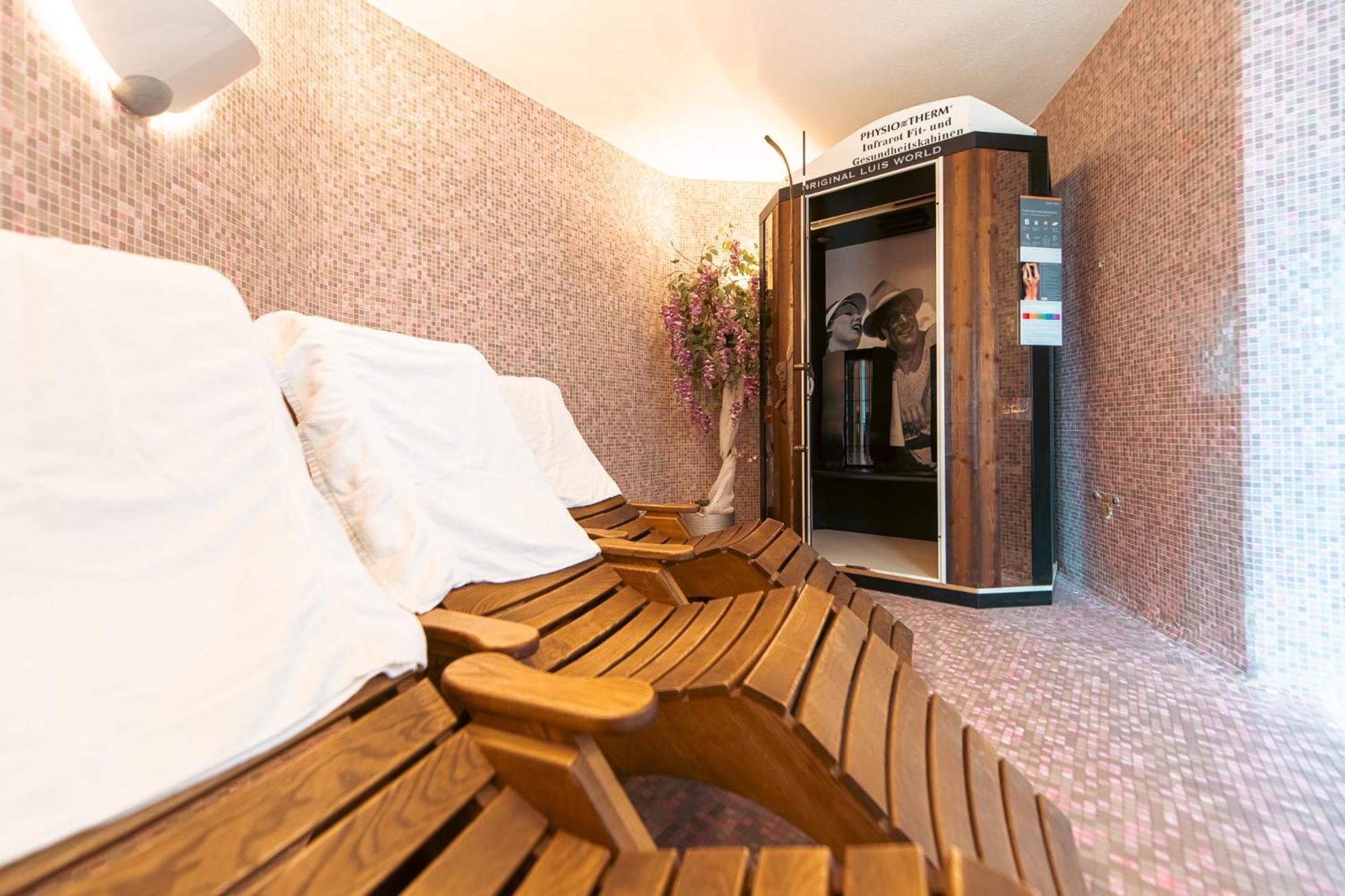 Hotel Bacher Riva di Tures Eksteriør bilde