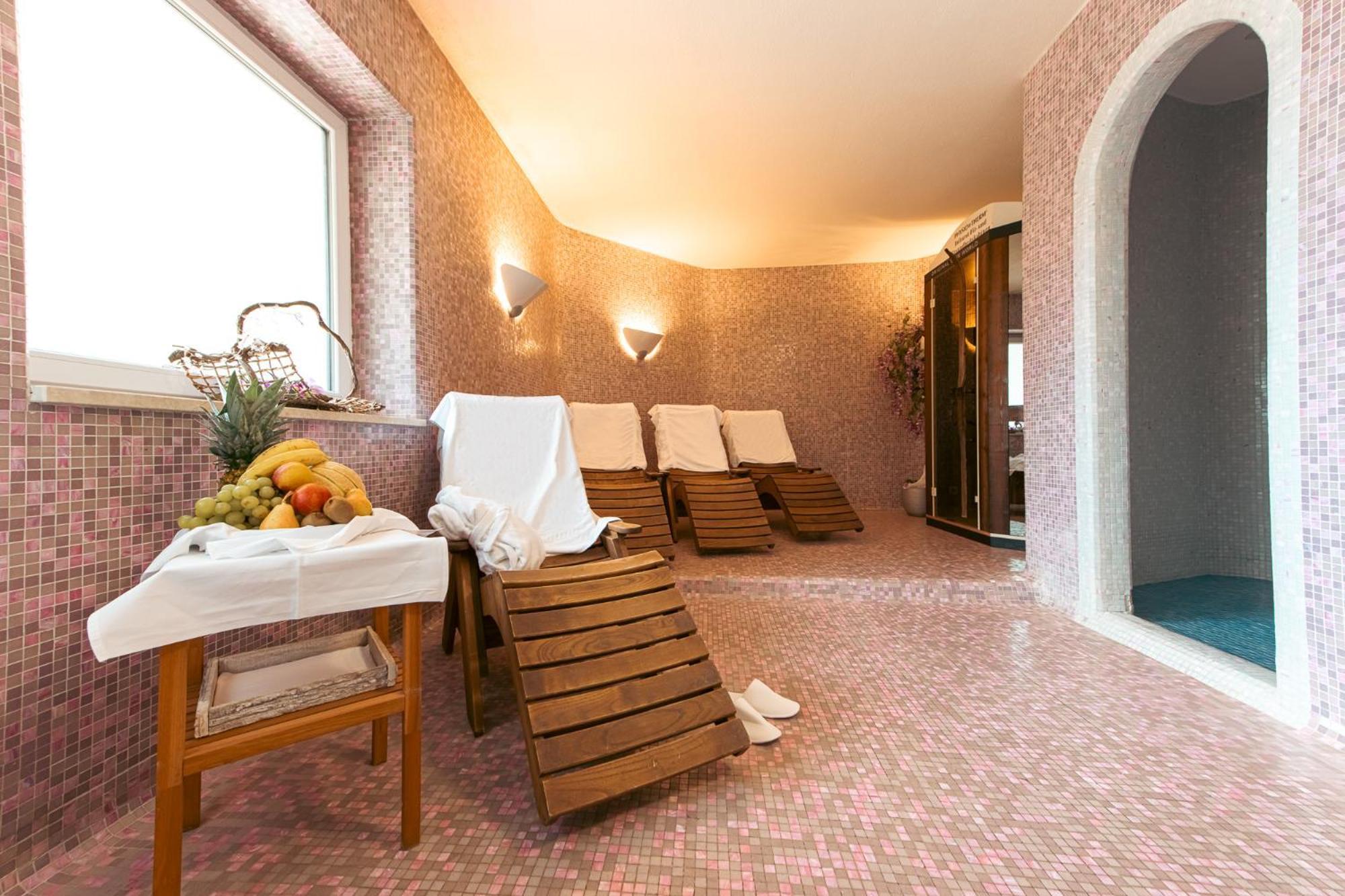 Hotel Bacher Riva di Tures Eksteriør bilde