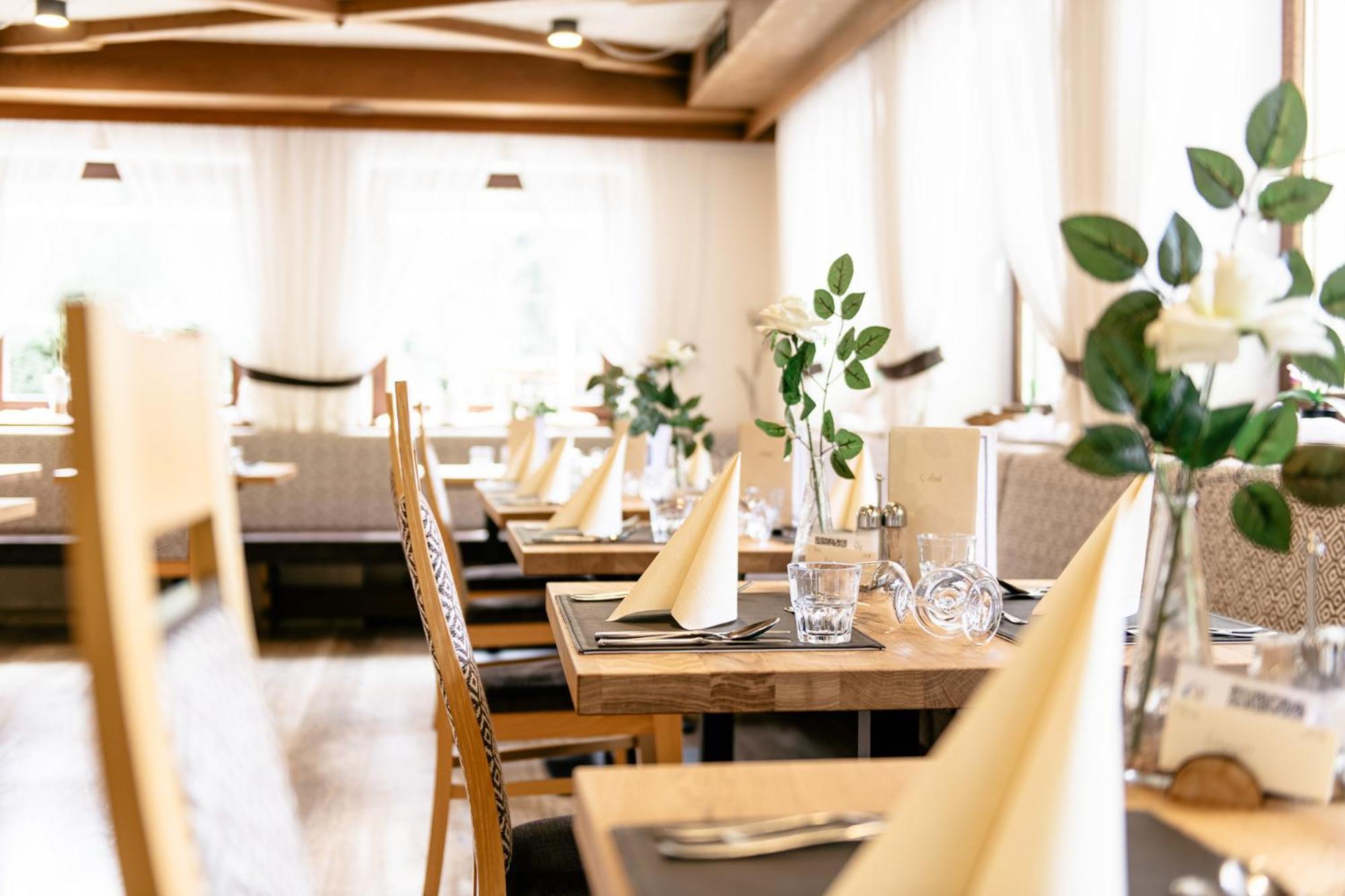 Hotel Bacher Riva di Tures Eksteriør bilde