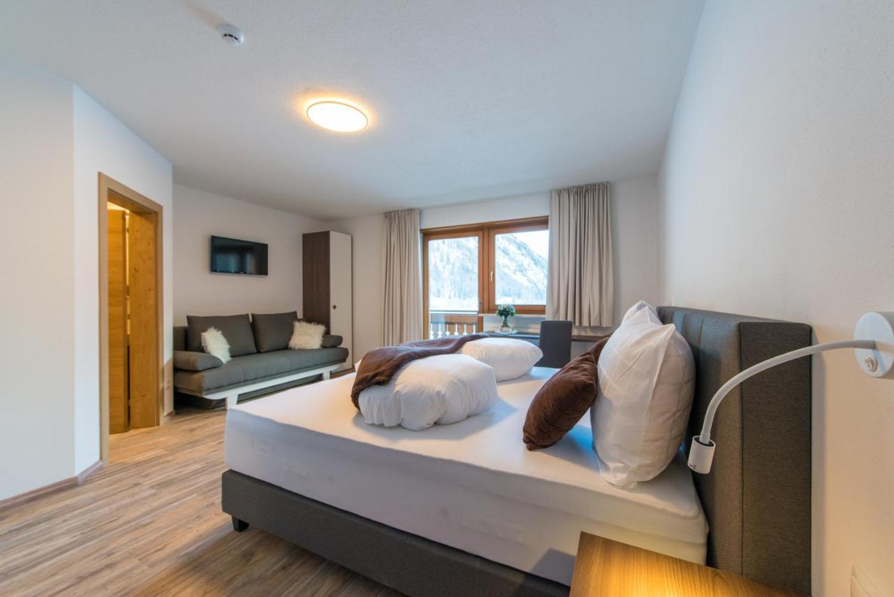 Hotel Bacher Riva di Tures Eksteriør bilde
